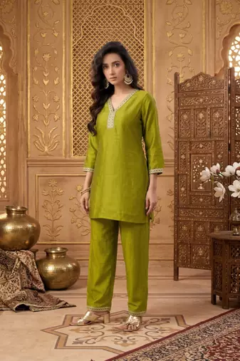 Green vichitra silk embroidered 2 piece co-ord sets for women