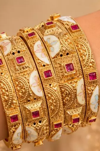 Multicolor copper bangles with bar stone & kundan     6 pcs