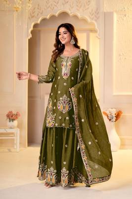 Mehendi rangoli crush  party  embroidery wear  sharara suit set 4