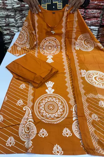 WOMEN PURE COTTON PRINTED  BANDHEJ PRINT WITH HAND WORK KURTA WITH PANT AND DUPATTA 