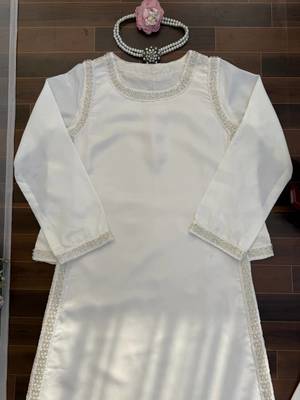 white color beads and lace work crepe salwar kameez set 4