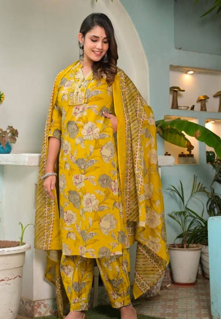 WOMEN PURE COTTON FLORAL PRINT KURTA WITH AFGANI PANT AND DUPATTA 