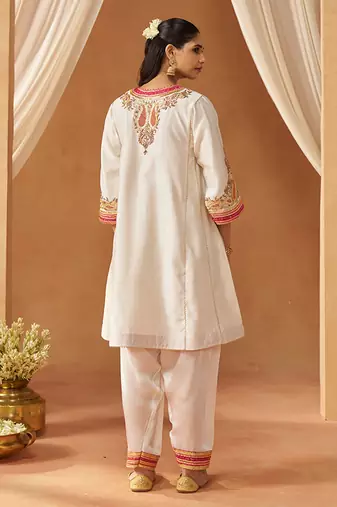 Daisy ivory chauga kurta with salwar