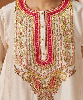 Daisy ivory chauga kurta with salwar 5