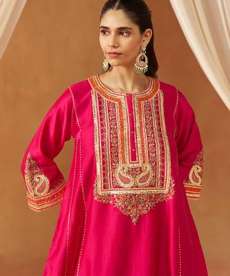 Hot pink chauga kurta with salwar 3