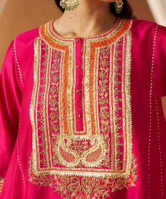 Hot pink chauga kurta with salwar 4