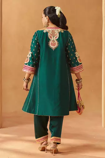 Emerald green chauga kurta with salwar