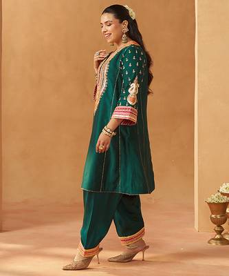 Emerald green chauga kurta with salwar 5