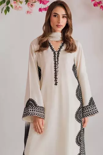 white color thread work silk blend top pent set