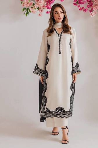 white color thread work silk blend top pent set