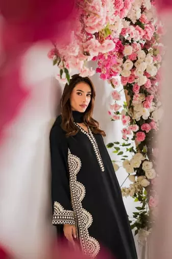black color thread work silk blend top pent set
