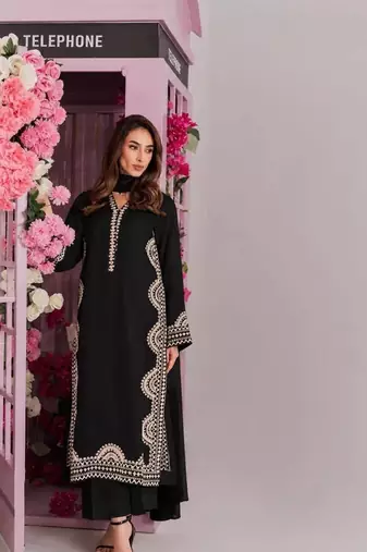 black color thread work silk blend top pent set