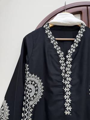 black color thread work silk blend top pent set 3