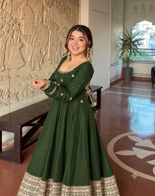 Green embroidered anarkali kurta set with pant and dupatta for women 2