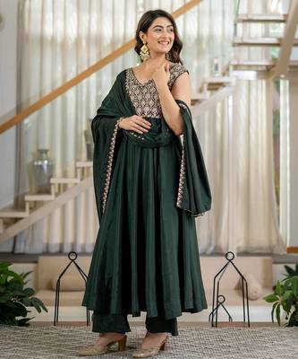 Green natural crepe silk  party  embroidery wear palazzo suit set 2