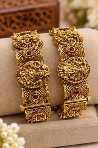 Multicolor copper bangles with bar stone & kundan 