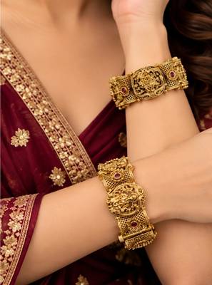 Multicolor copper bangles with bar stone & kundan  3