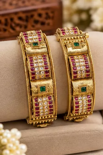 Multicolor copper bangles with bar stone & kundan     2 pcs