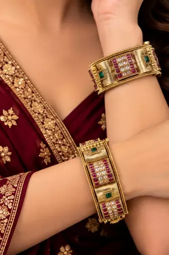 Multicolor copper bangles with bar stone & kundan     2 pcs