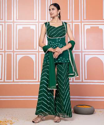 Green bandhani short kurti with inner 5
