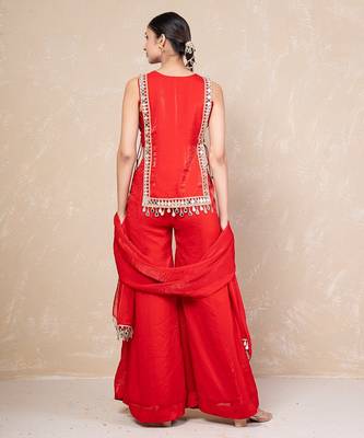 Red mirror kurti with sharara 5