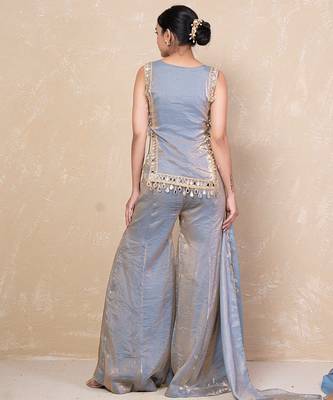Grey mirror kurti with sharara 4
