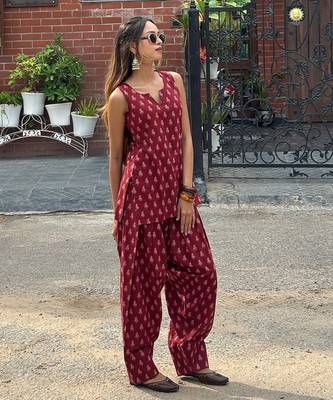 Printed maroon cotton kurti with farshi salwar 3