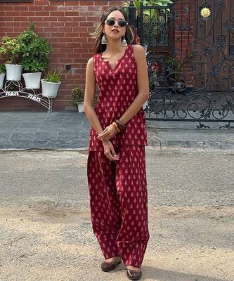 Printed maroon cotton kurti with farshi salwar 5