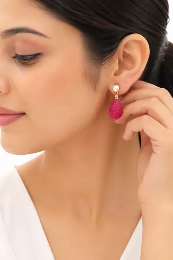 Certified natural freshwater pearls jewellery carved ruby red drop earrings with pearl & crystal stud