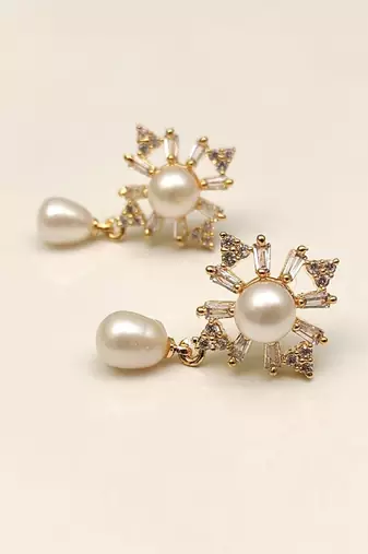 Certified natural freshwater pearls jewellery pearl drop earrings with cz snowflake stud, gold tone