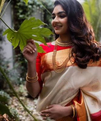 White red silk blend jacuard work festival saree with unstitched blouse piece 4