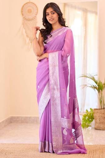 Pink silk blend jacuard work festival saree with unstitched blouse piece