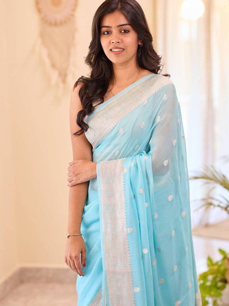 Sky blue silk blend jacuard work festival saree with unstitched blouse piece