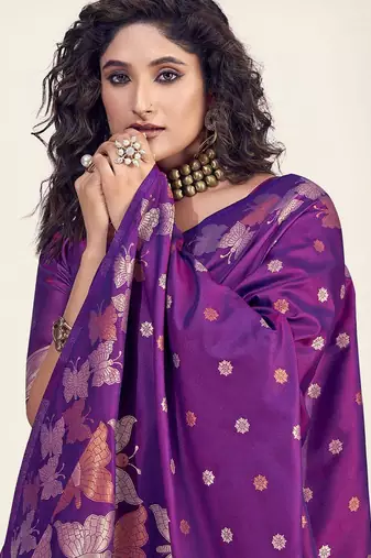 Purple silk blend jacuard work festival saree with unstitched blouse piece