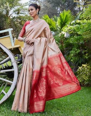 Craem maroon silk blend jacuard work festival saree with unstitched blouse piece 2
