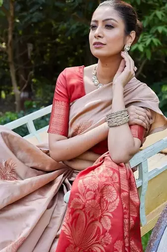 Craem maroon silk blend jacuard work festival saree with unstitched blouse piece