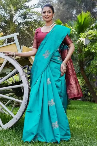 Rama maroon silk blend jacuard work festival saree with unstitched blouse piece