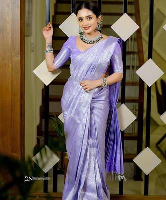 Lavender silk blend jacuard work festival saree with unstitched blouse piece 3