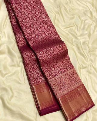 Maroon silk blend jacuard work festival saree with unstitched blouse piece 4