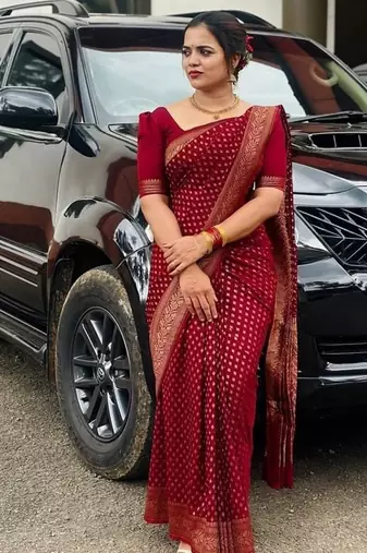 Maroon silk blend jacuard work festival saree with unstitched blouse piece