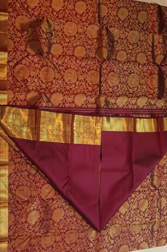 Maroon silk blend jacuard work festival saree with unstitched blouse piece