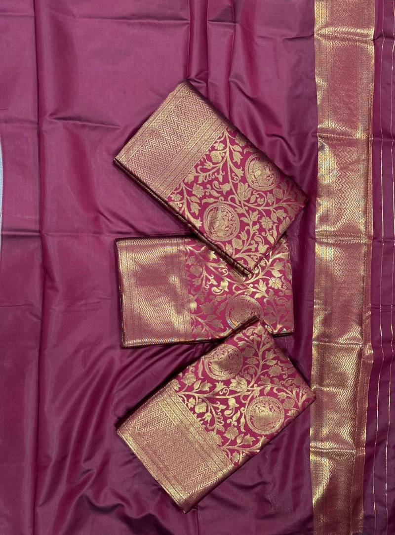 Maroon silk blend jacuard work festival saree with unstitched blouse piece