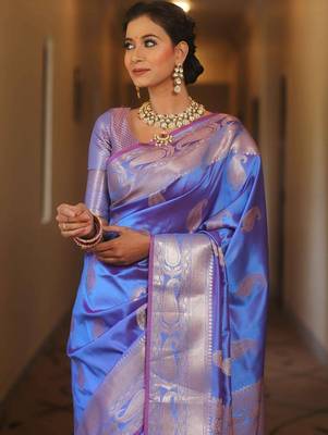 Light purple  silk blend jacuard work festival saree with unstitched blouse piece 4