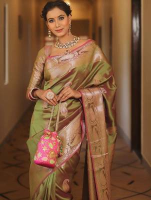 Mehendi  silk blend jacuard work festival saree with unstitched blouse piece 3