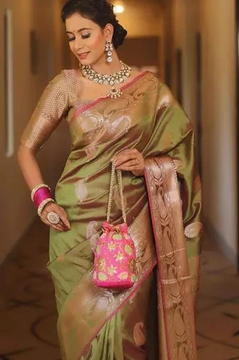 Mehendi  silk blend jacuard work festival saree with unstitched blouse piece