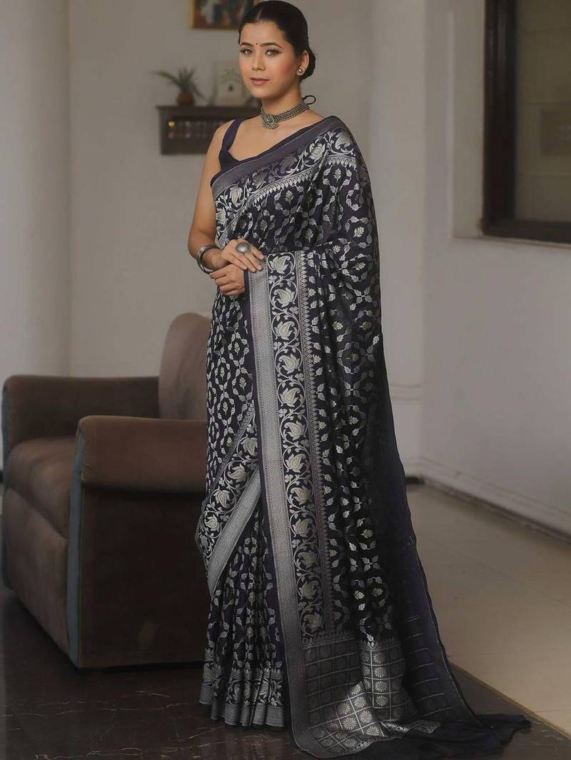 Black  silk blend jacuard work festival saree with unstitched blouse piece