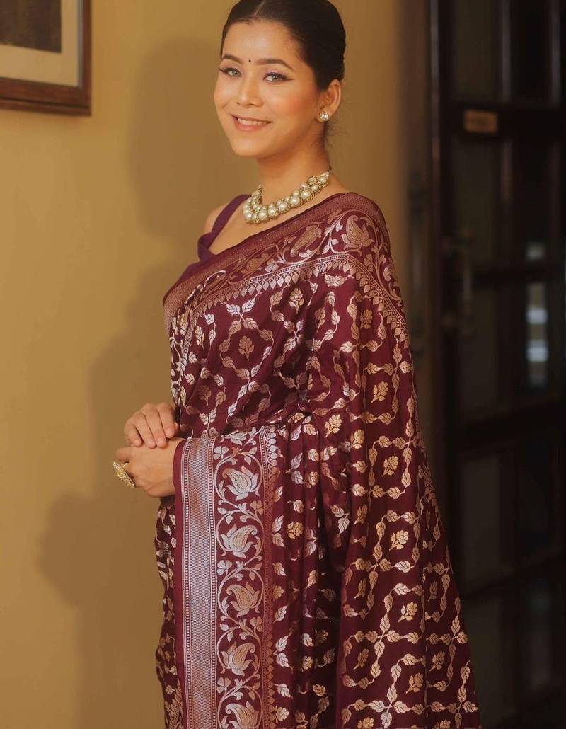 Maroon  silk blend jacuard work festival saree with unstitched blouse piece