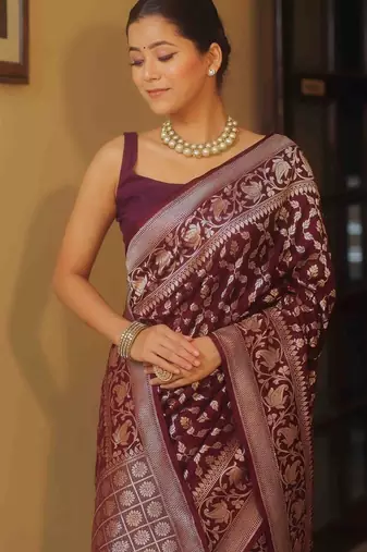 Maroon  silk blend jacuard work festival saree with unstitched blouse piece