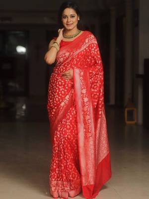 Red  silk blend jacuard work festival saree with unstitched blouse piece 1