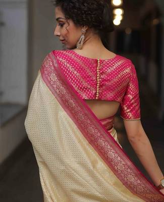 Off white pink silk blend jacuard work festival saree with unstitched blouse piece 3